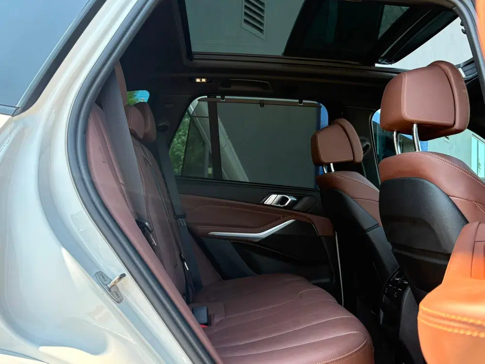 BMW X5 XDrive45e High Executive M Sport 394pk Pan uit 2022, foto 13