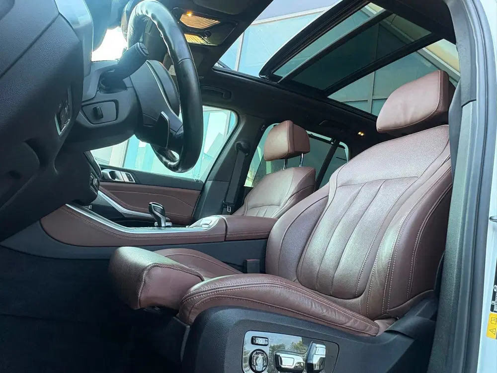 BMW X5 XDrive45e High Executive M Sport 394pk Pan uit 2022, foto 6