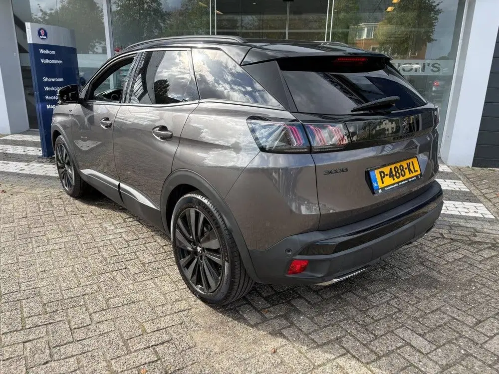 Peugeot 3008 1.2 PureTech GT-Line Pano uit 2022, foto 3