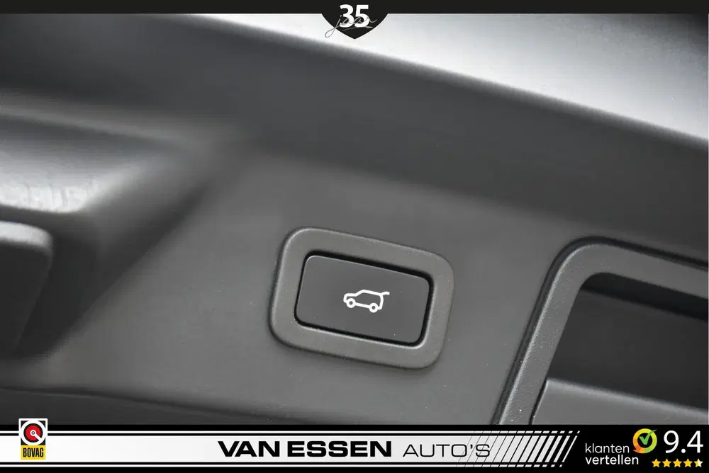 Land Rover Range Rover Velar 2.0 P400e R-Dynamic SE Pano Cam uit 2022, foto 15
