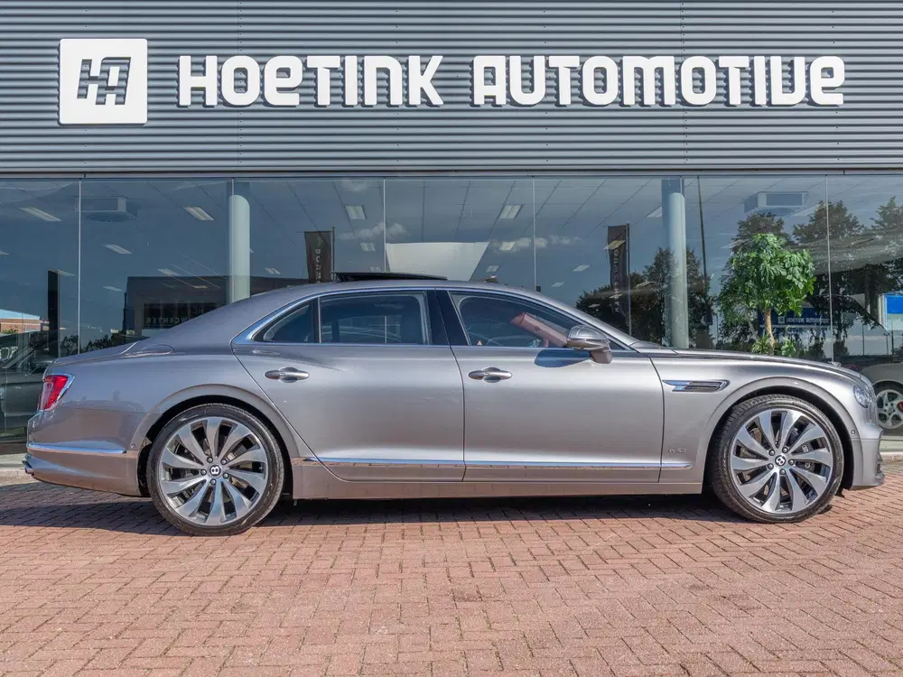 Bentley Flying Spur 6.0 W12 uit 2020, foto 11
