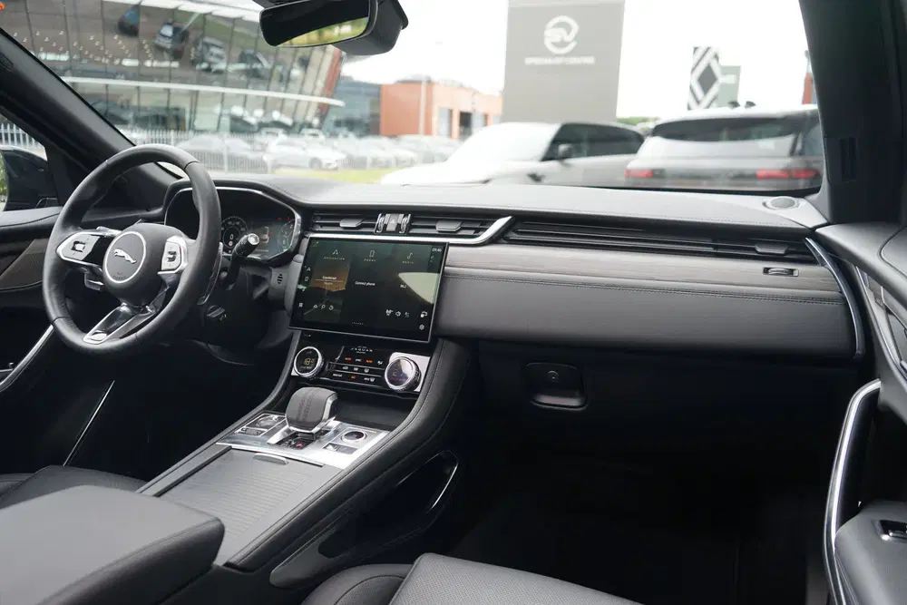 Jaguar F-Pace 2.0 P400e PHEV S uit 2022, foto 3