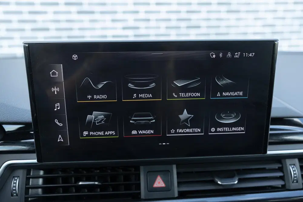 Audi A4 35 TFSI S-Tronic S edition uit 2022, foto 10