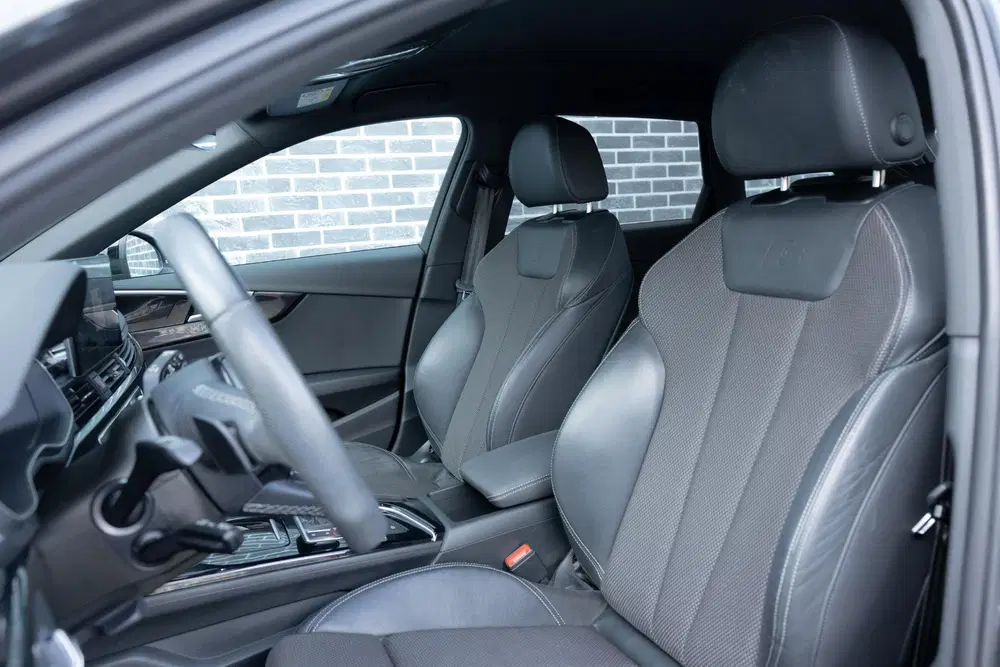 Audi A4 35 TFSI S-Tronic S edition uit 2022, foto 4