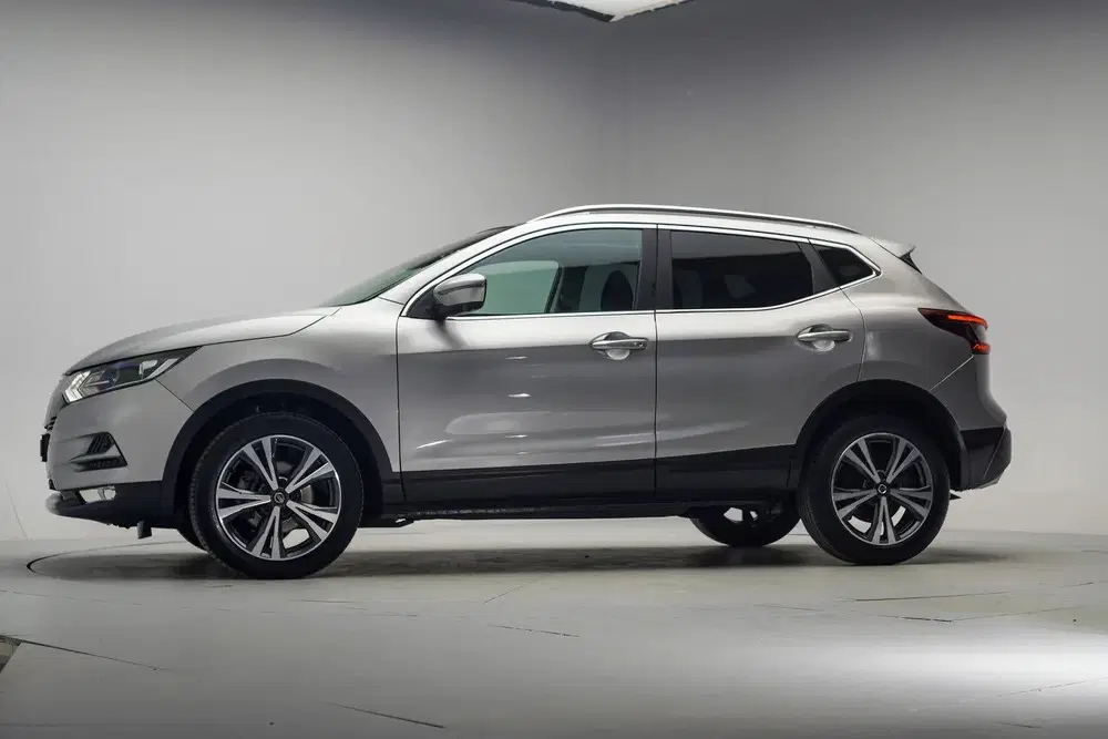 Nissan Qashqai 1.3 DIG-T N-Connecta Aut. [ Trekhaak Navi uit 2019, foto 2