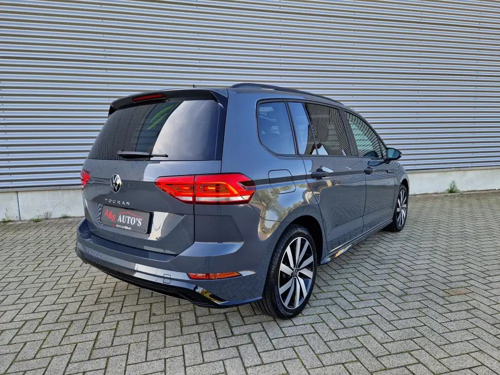 Volkswagen Touran 1.5 TSI 150pk 7p R line Pano Acc Camera Ma uit 2022, foto 7