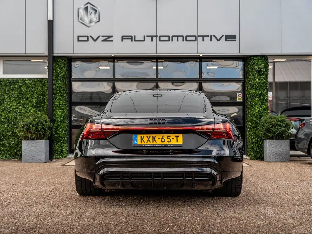 Audi e-tron GT 60 Quattro 476 PK uit 2023, foto 9