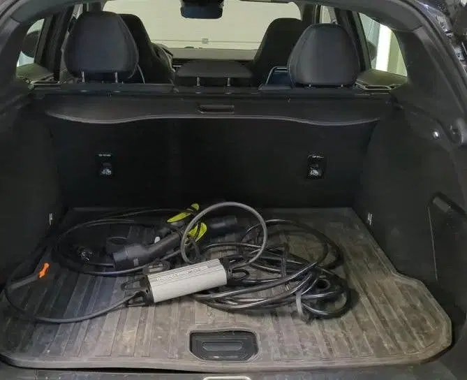 Lynk & Co 01 1.5 PHEV NL Auto 360 Camera Panoramadak Zw uit 2024, foto 13