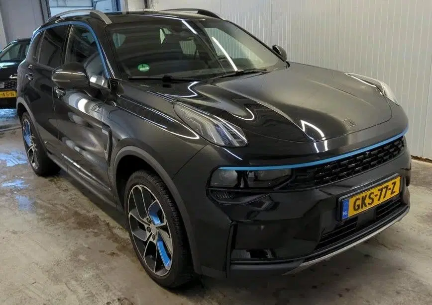 Lynk & Co 01 1.5 PHEV NL Auto 360 Camera Panoramadak Zw uit 2024, foto 2