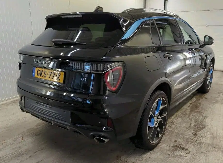 Lynk & Co 01 1.5 PHEV NL Auto 360 Camera Panoramadak Zw uit 2024, foto 4