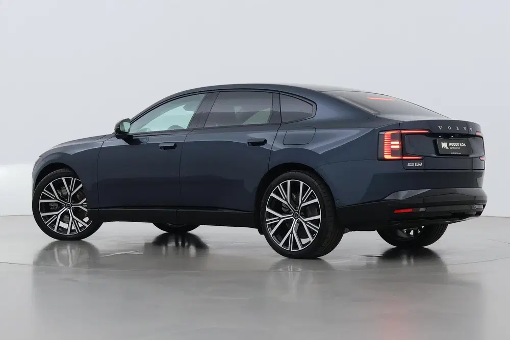 Volvo ES90 Single Motor Extended Range Ultra 92 kWh uit 2026, foto 2