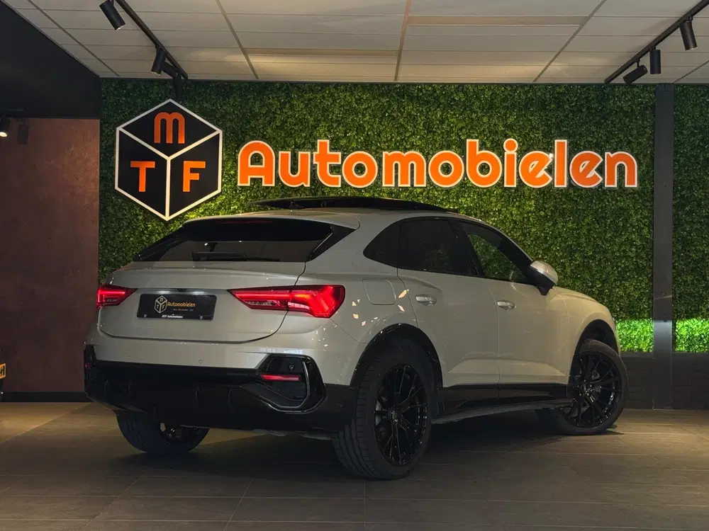 Audi Q3 35 TFSI 3x SLINE uit 2020, foto 3