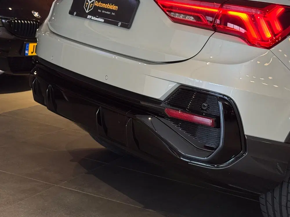 Audi Q3 35 TFSI 3x SLINE uit 2020, foto 9