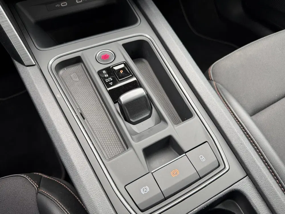 Cupra Formentor 1.4 e-Hybrid VZ Copper Edition uit 2024, foto 12