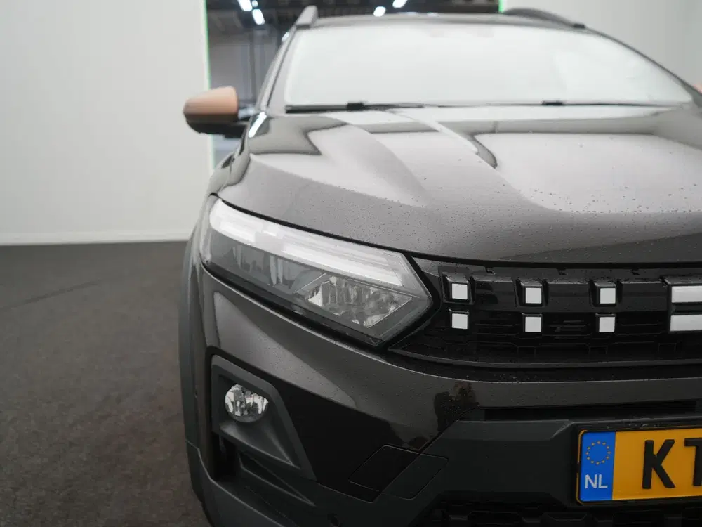 Dacia Jogger 1.8 hybrid 155 limited edition 7p. uit 2026, foto 8