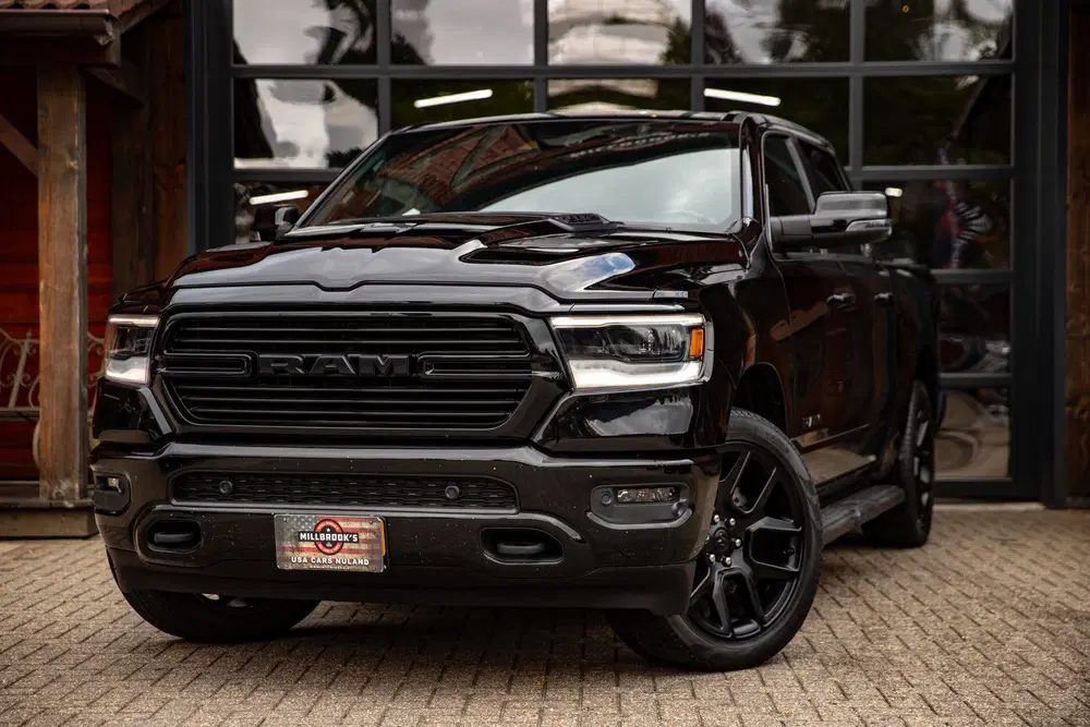 Dodge RAM 5.7 V8 4x4 Crew Cab Laramie 1e eigenaar uit 2024, foto 2