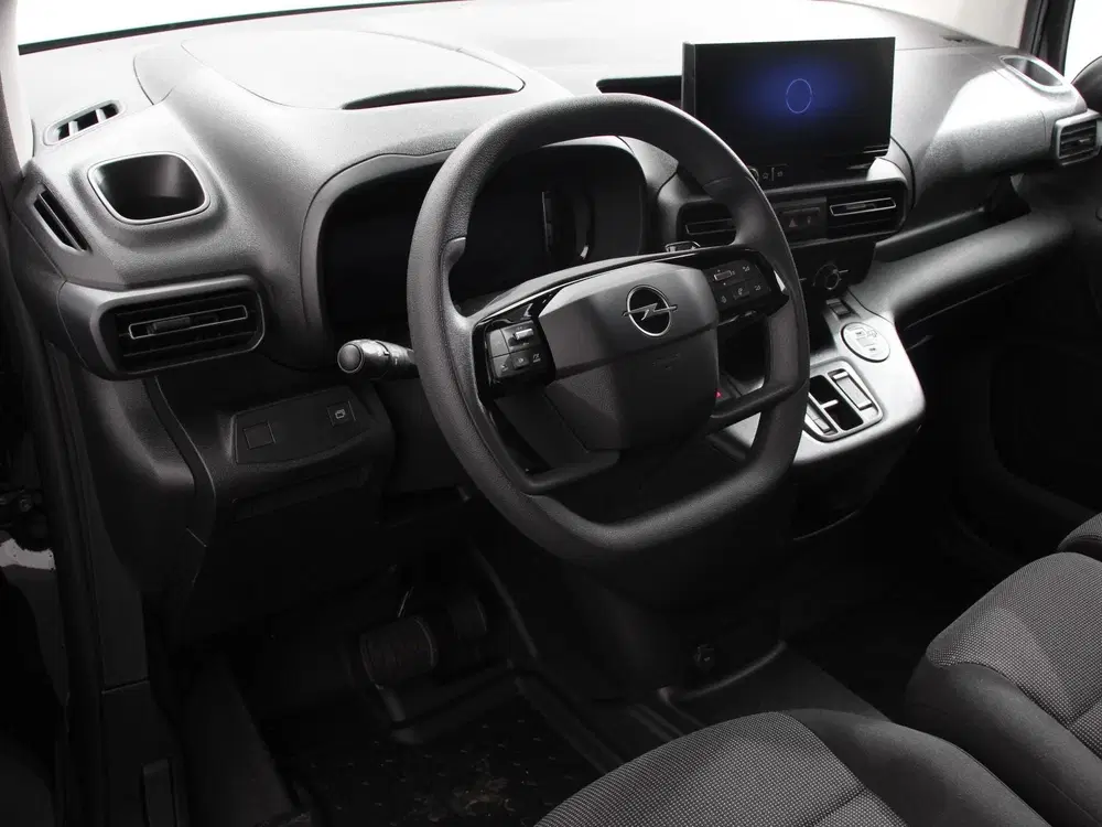 Opel Combo 1.5 BlueHDi 130pk L2 Automaat Apple Carpla uit 2024, foto 2