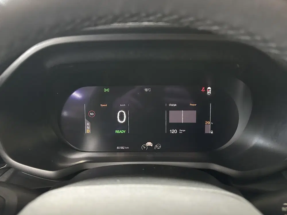 Polestar 2 Long Range Single Motor 78 kWh SOH 96% uit 2023, foto 13