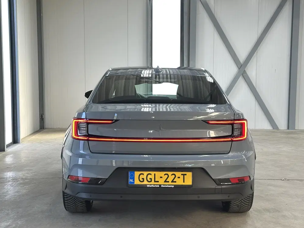 Polestar 2 Long Range Single Motor 78 kWh SOH 96% uit 2023, foto 7