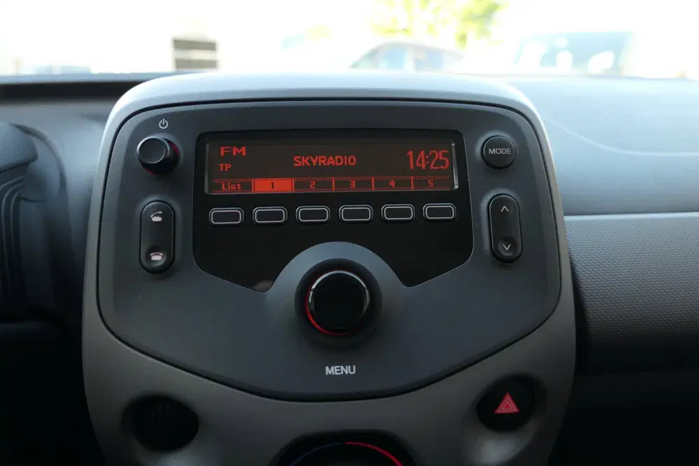 Peugeot 108 1.0 e-VTi Active uit 2021, foto 15