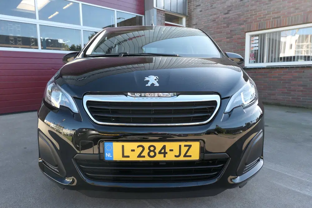Peugeot 108 1.0 e-VTi Active uit 2021, foto 7