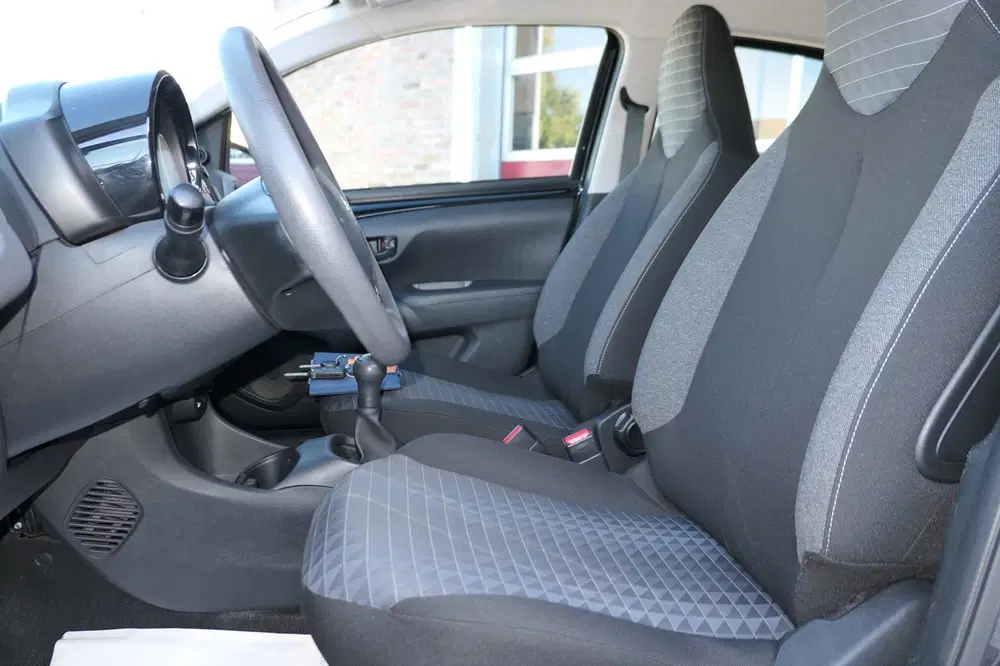 Peugeot 108 1.0 e-VTi Active uit 2021, foto 8