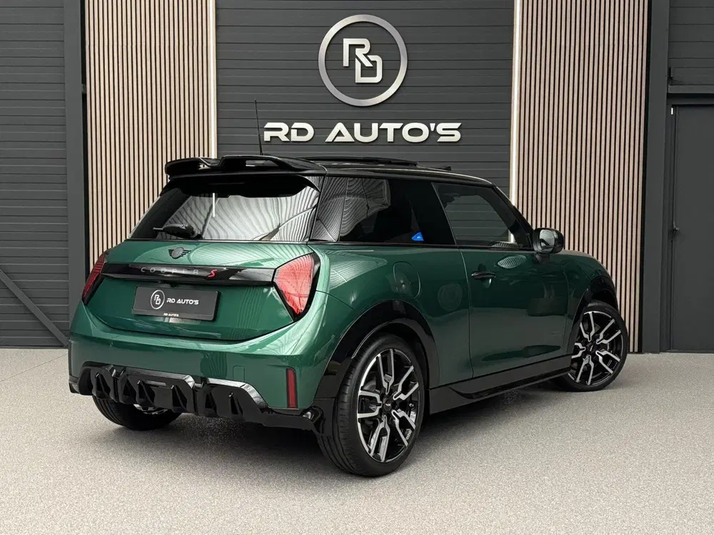 Mini John Cooper Works 2.0 Cooper S uit 2024, foto 10