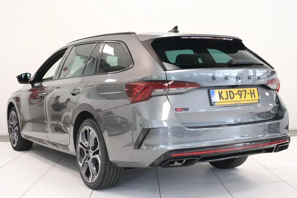 Skoda Octavia 1.4 TSI iV RS 205 Pk PHEV uit 2024, foto 7