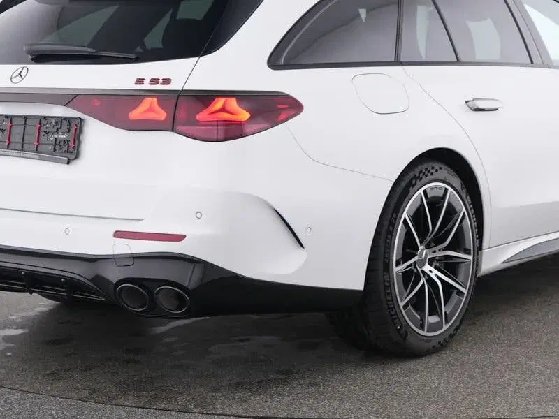 Mercedes-Benz E-Klasse Mercedes-AMG 53 4MATIC+ Nightp uit 2025, foto 9