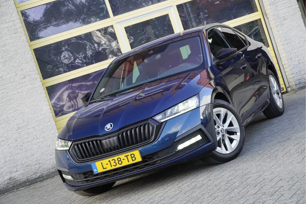 Skoda Octavia 1.0 e-TSI Automaat 5drs Sport Business BJ2 uit 2021, foto 6