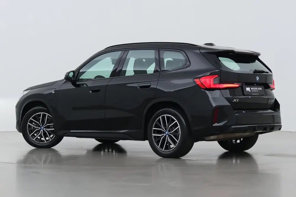 BMW X1 xDrive25e uit 2025, foto 2