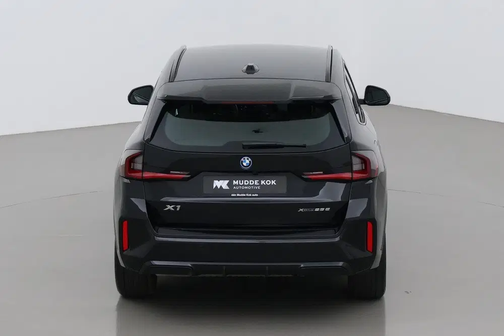 BMW X1 xDrive25e uit 2025, foto 9
