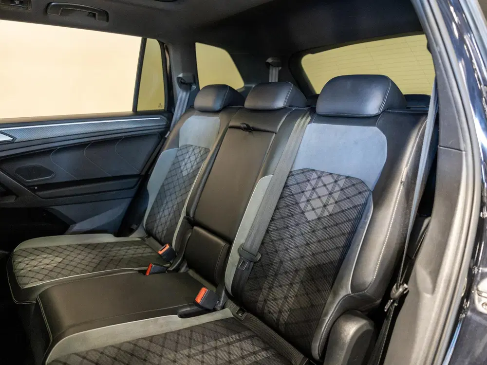 Volkswagen Tiguan Allspace 1.5 TSI R-Line Business+ 7p uit 2021, foto 11