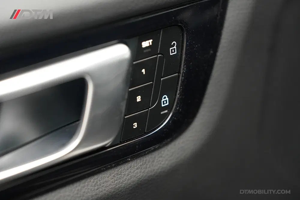 Porsche Cayenne Cayenne Coupé 3.0 E-Hybrid Platinum Editio uit 2022, foto 15