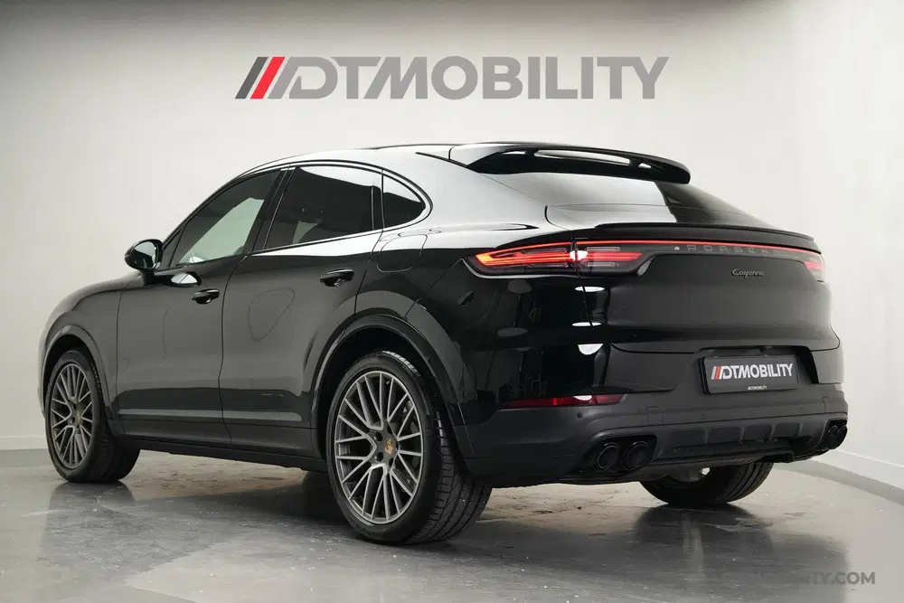 Porsche Cayenne Cayenne Coupé 3.0 E-Hybrid Platinum Editio uit 2022, foto 5