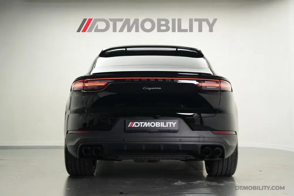 Porsche Cayenne Cayenne Coupé 3.0 E-Hybrid Platinum Editio uit 2022, foto 6