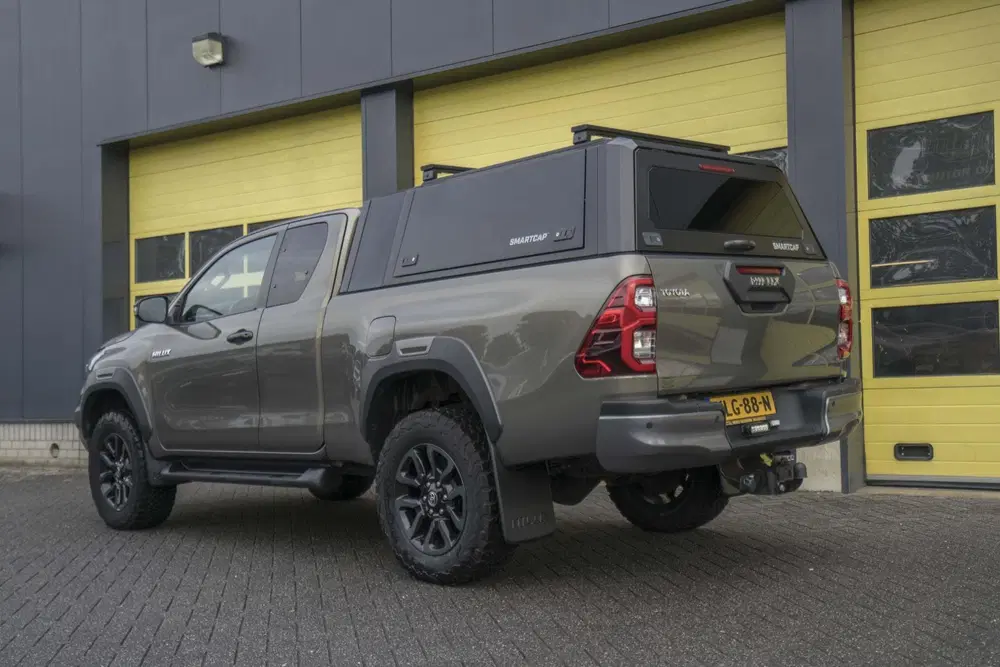 Toyota Hilux 2.8 D-4D Xtra Cab Invincible uit 2021, foto 6