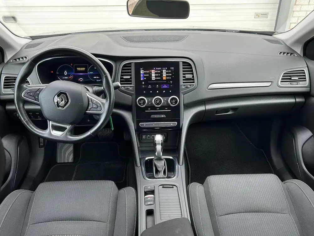Renault Megane Mégane Estate 1.6 E-Tech Plug-In Hybrid 16 uit 2021, foto 2