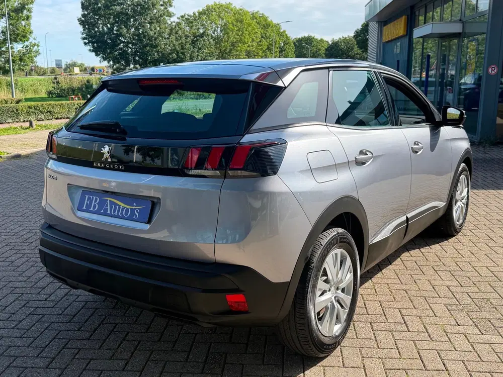 Peugeot 3008 1.2 PureTech Active Pack Business Airco Lm uit 2023, foto 14