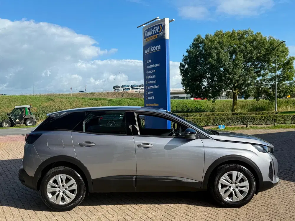 Peugeot 3008 1.2 PureTech Active Pack Business Airco Lm uit 2023, foto 15