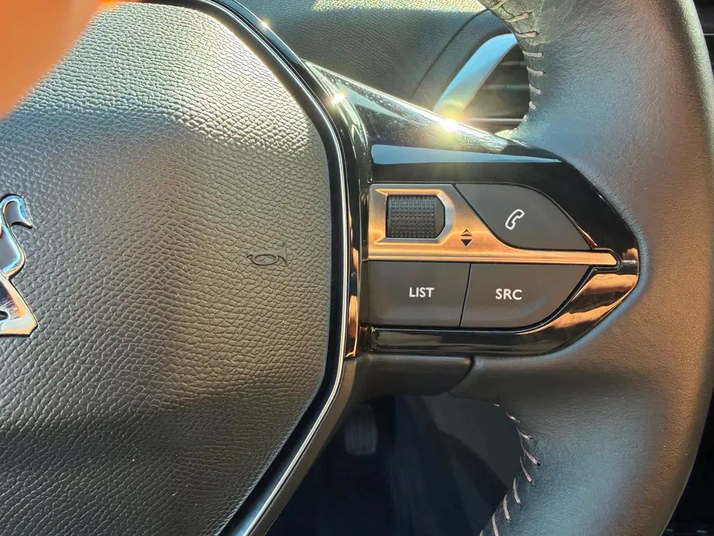 Peugeot 3008 1.2 PureTech Active Pack Business Airco Lm uit 2023, foto 7