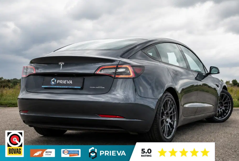 Tesla Model 3 Standard RWD Plus 60 kWh uit 2023, foto 3