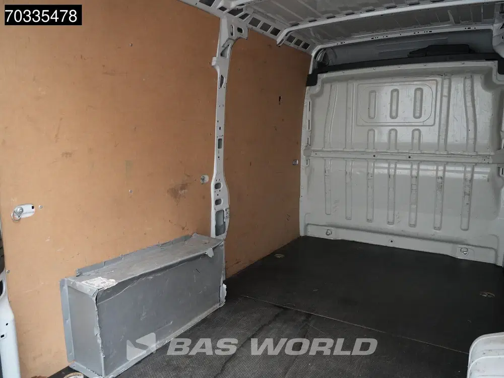 Opel Movano 140PK L2H2 AC uit 2023, foto 12