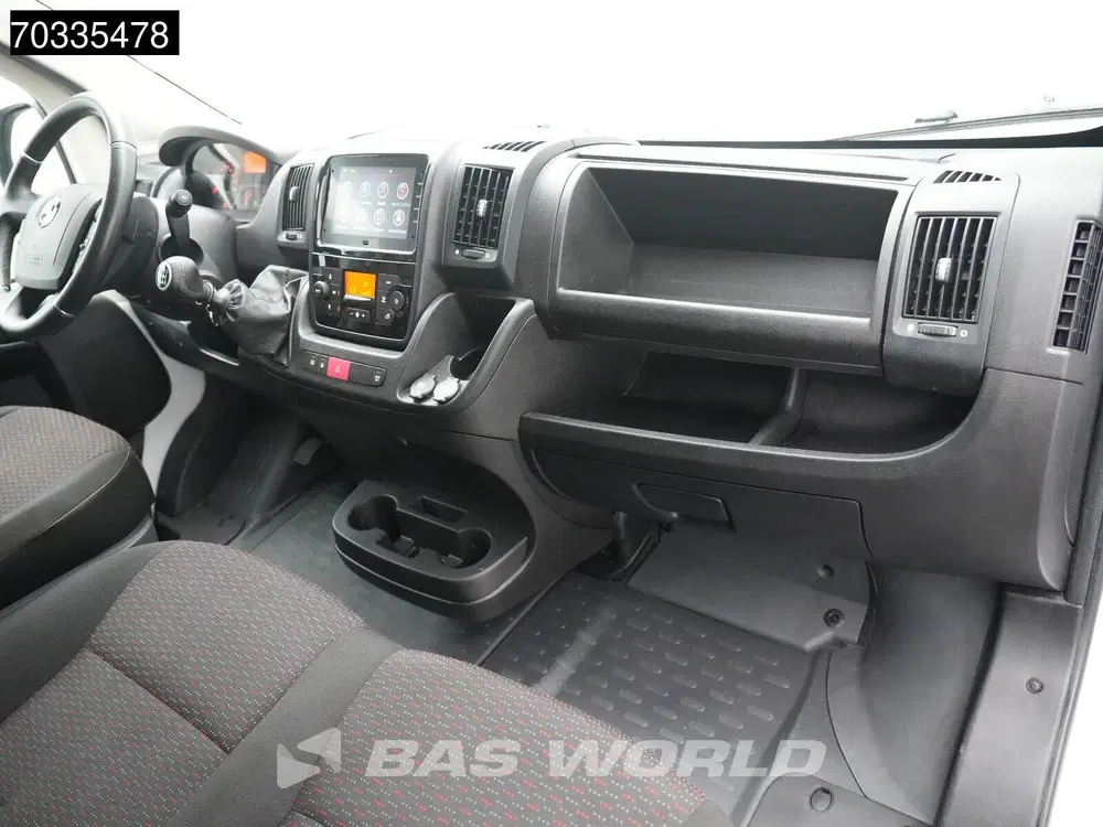 Opel Movano 140PK L2H2 AC uit 2023, foto 15