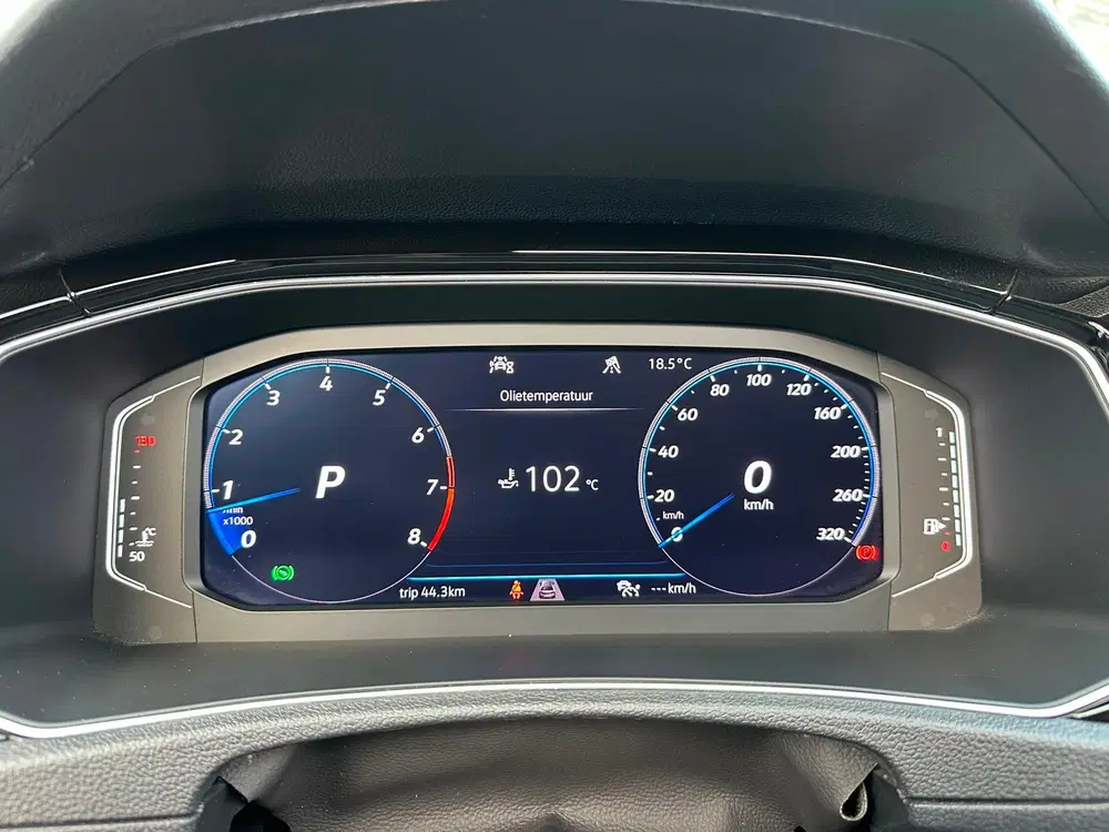Volkswagen T-Roc 2.0 TSI 4Motion R uit 2020, foto 11