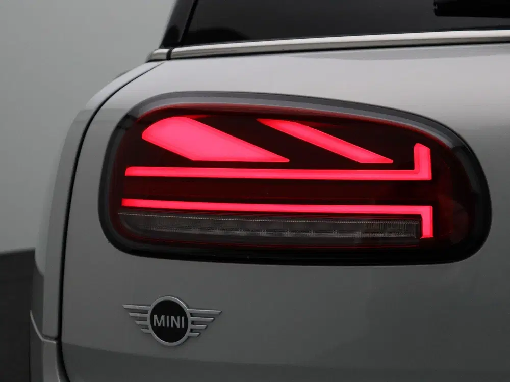 Mini Clubman JCW ALL4 Chili + Panoramadak + Harman Kard uit 2019, foto 11