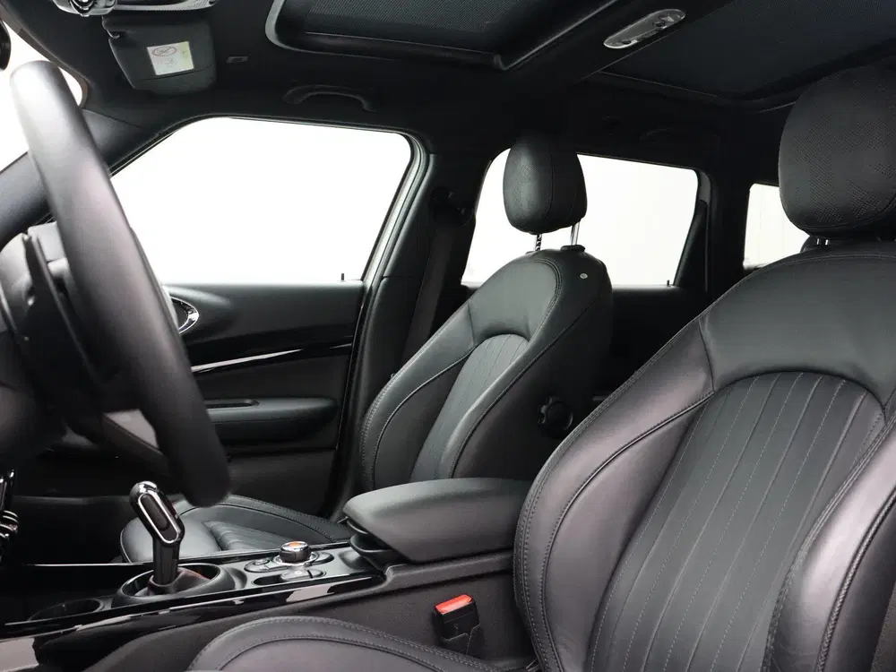 Mini Clubman JCW ALL4 Chili + Panoramadak + Harman Kard uit 2019, foto 12