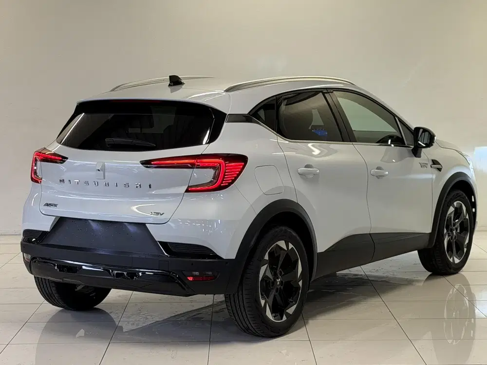Mitsubishi ASX 1.8 HEV 160 AT Intense+ uit 2026, foto 2