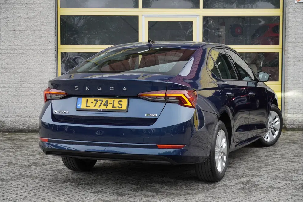 Skoda Octavia 1.0 e-TSI Automaat 5drs Business Edition B uit 2021, foto 6