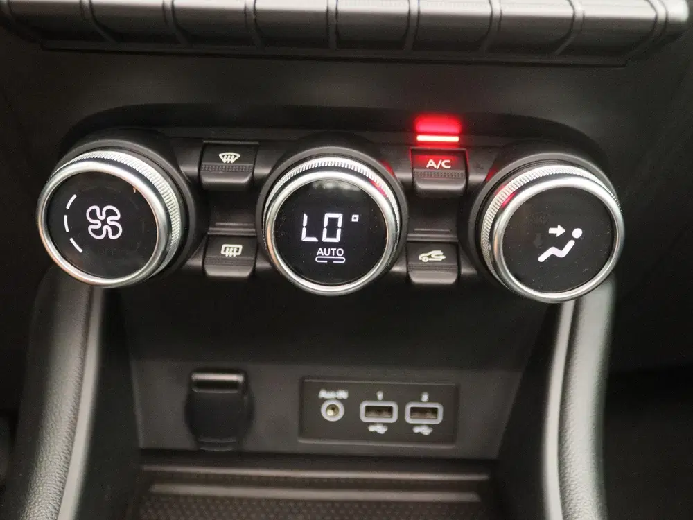 Renault Captur TCe 130 Edition One uit 2021, foto 10